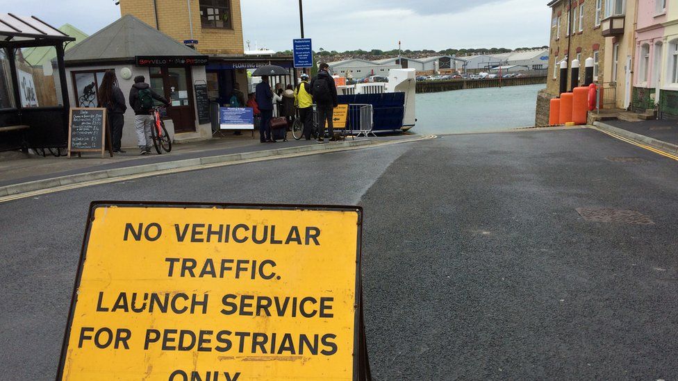 Chain ferry closed