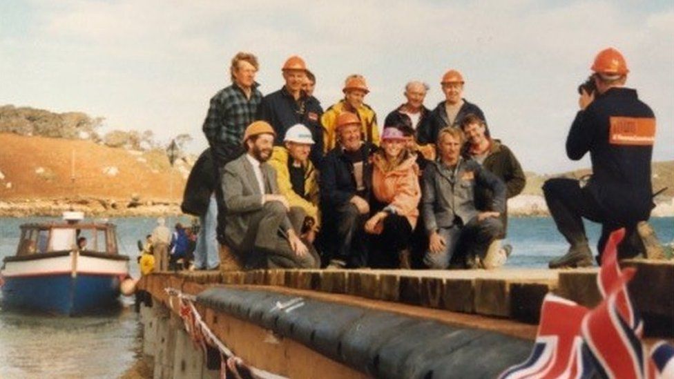 Group on Bryher Quay