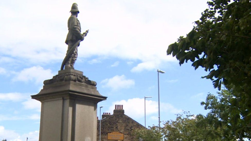 Low Moor factory explosion Service held in Bradford 100 years on BBC News