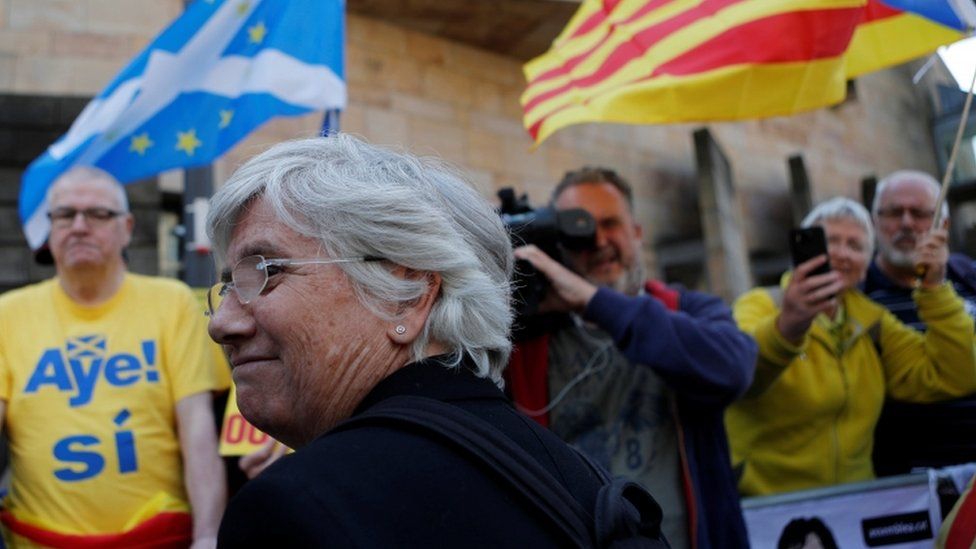 Clara Ponsati outside court