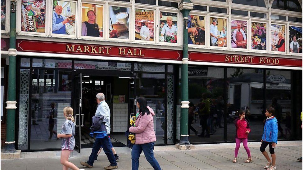 Darlington Council vows to support market despite closures BBC News