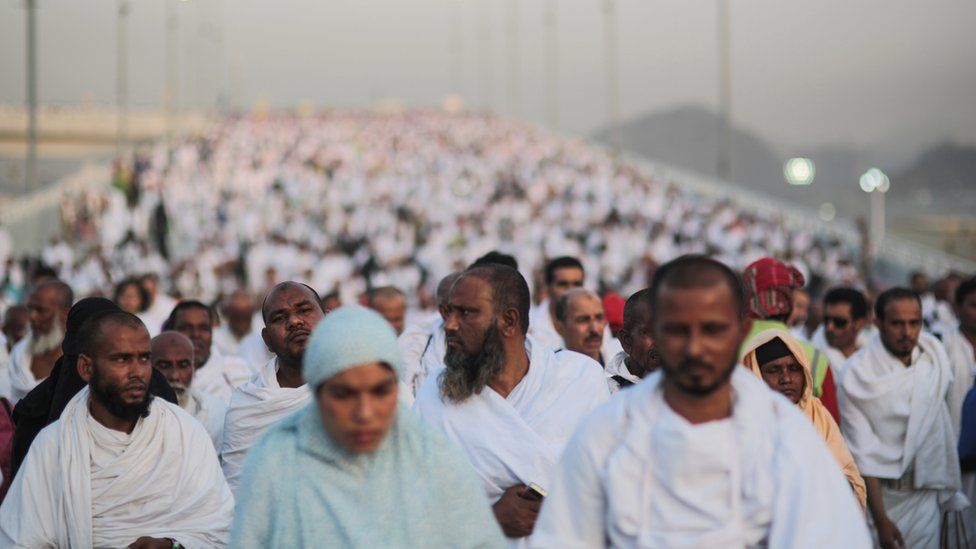 Hajj pilgrims on their way to Mina