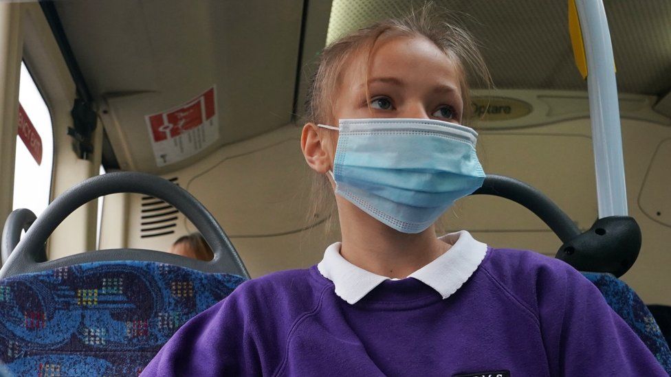 Covid-19: Reusable face masks to be provided for school transport - BBC News