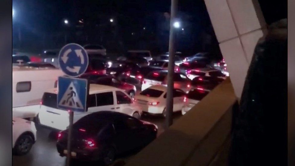 Traffic queues