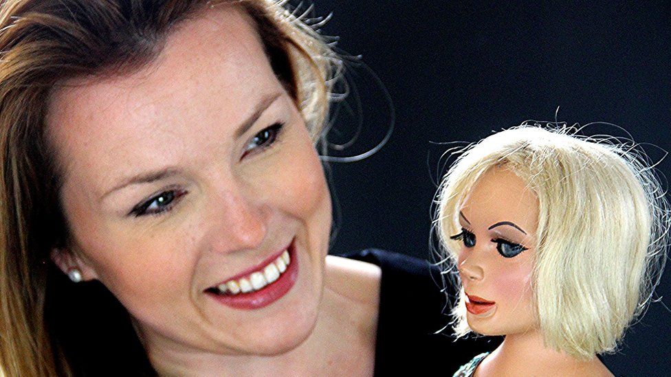 Trevanion & Dean auctioneer Christina Trevanion with the Lady Penelope puppet
