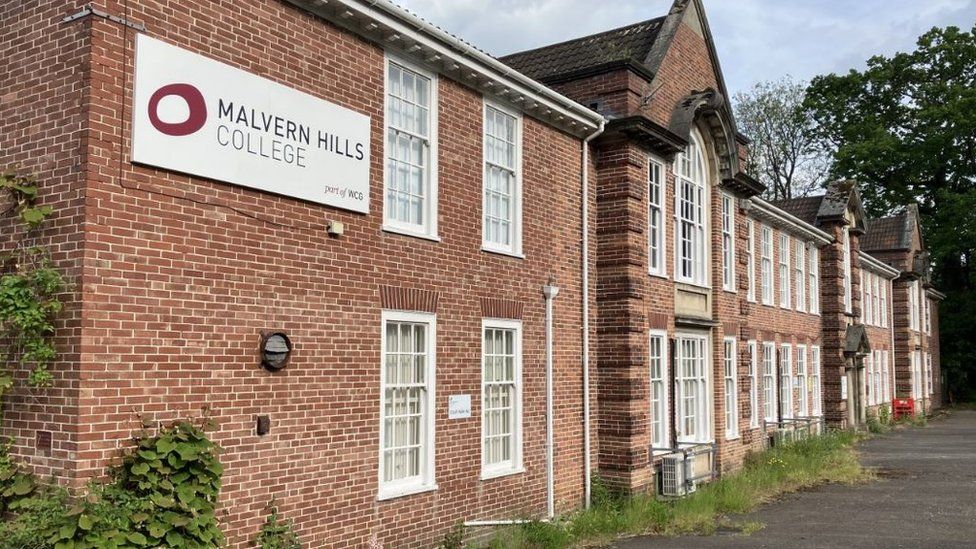 Malvern Hills College