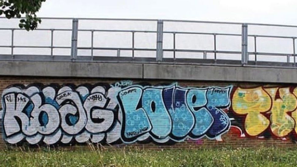 tags by Kbag and Love