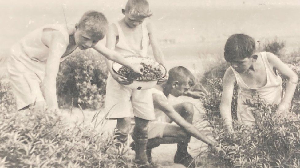 Leicester Children's Holidays charity celebrates 125 years BBC News