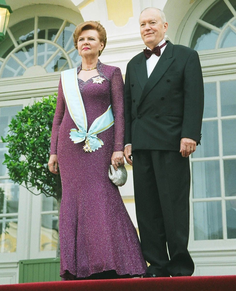 Vaira at her second-term inauguration as president in 2003, with husband Imants Freibergs