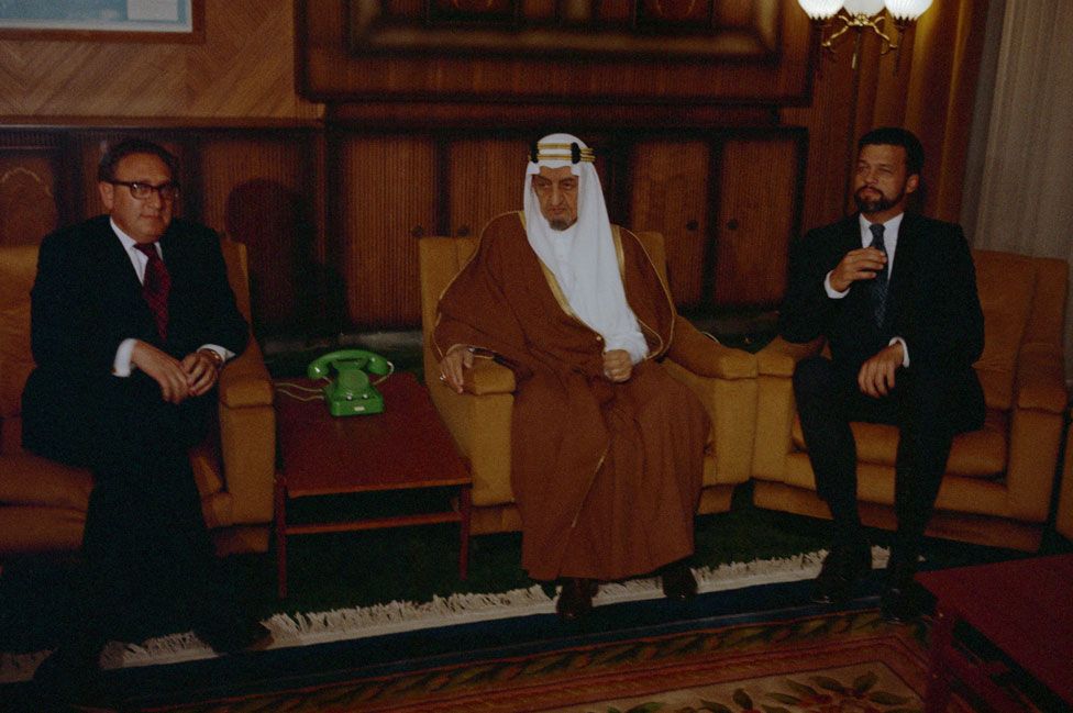 Kissinger with King Faisal in 1975