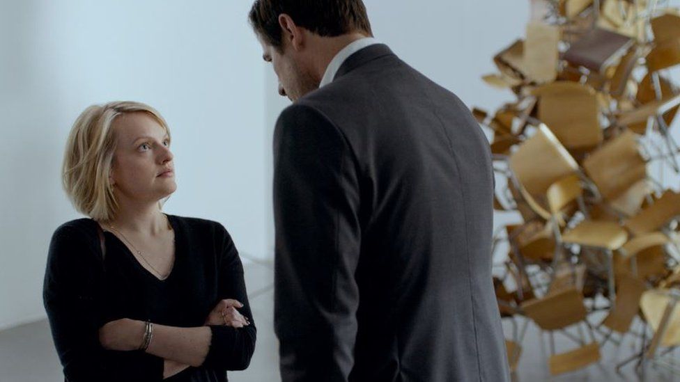 Elisabeth Moss and Claes Bang star in The Square