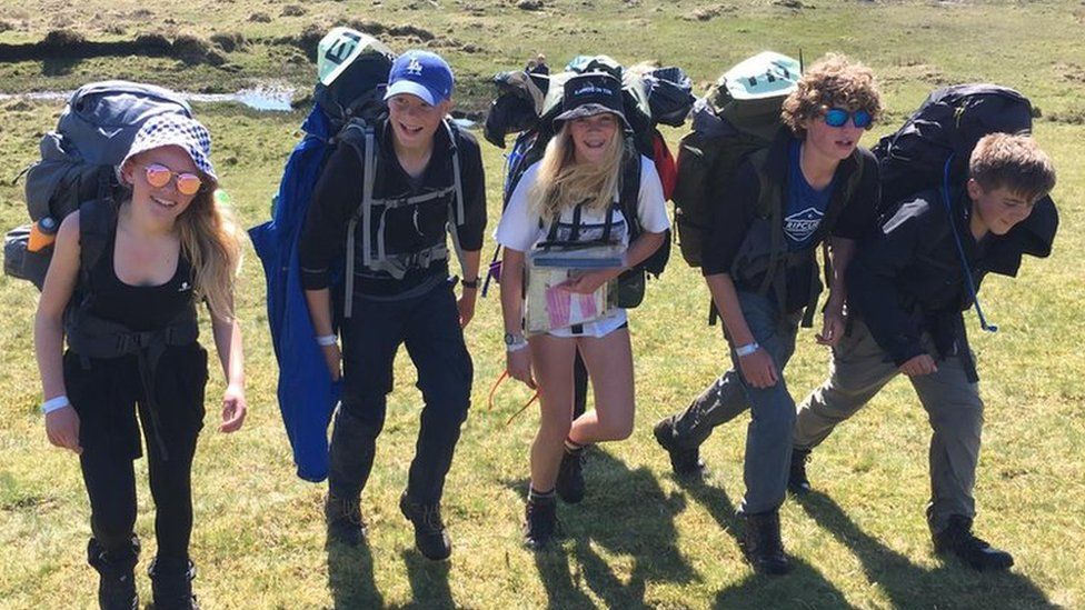 Ten Tors: Thousands descend upon Dartmoor for challenge - BBC News