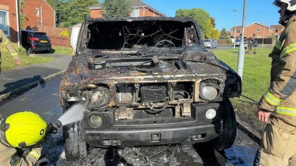 Birmingham Limo Bursts Into Flames On Prom Night Bbc News