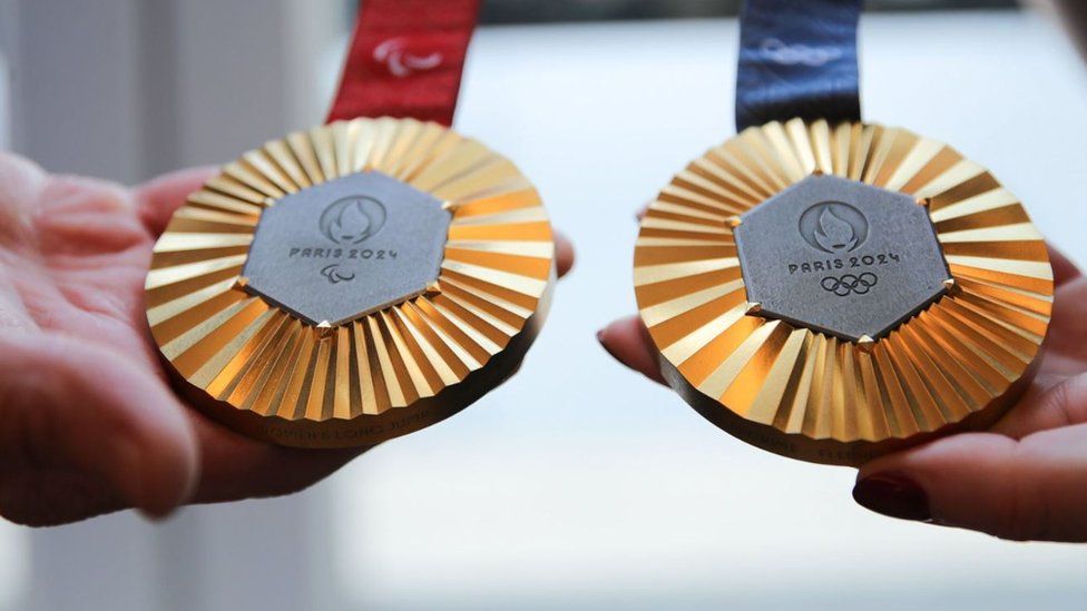 Paris Olympics 2024: Medals made from part of Eiffel Tower - BBC Newsround