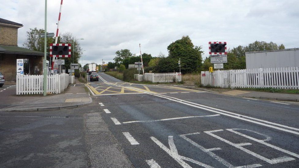 Darsham level crossing