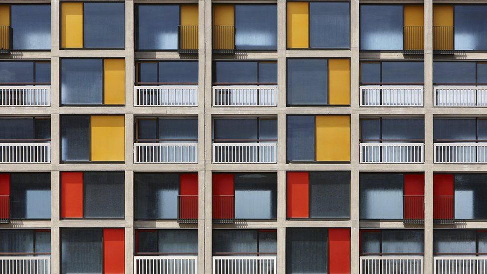 Richard Hawley cowrites Park Hill flats musical for Sheffield BBC News