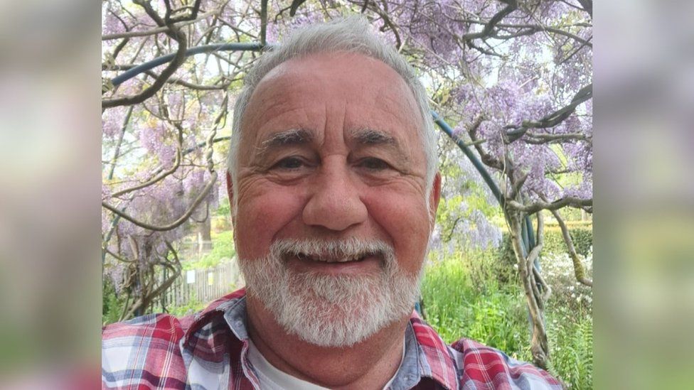 Peter Ormerod Diffynnydd yn 'ofnus' pan wthiodd y cynathro BBC