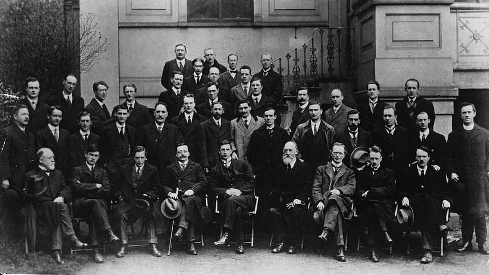 Sinn Féin Leaders pictured at the First Dail Eireann