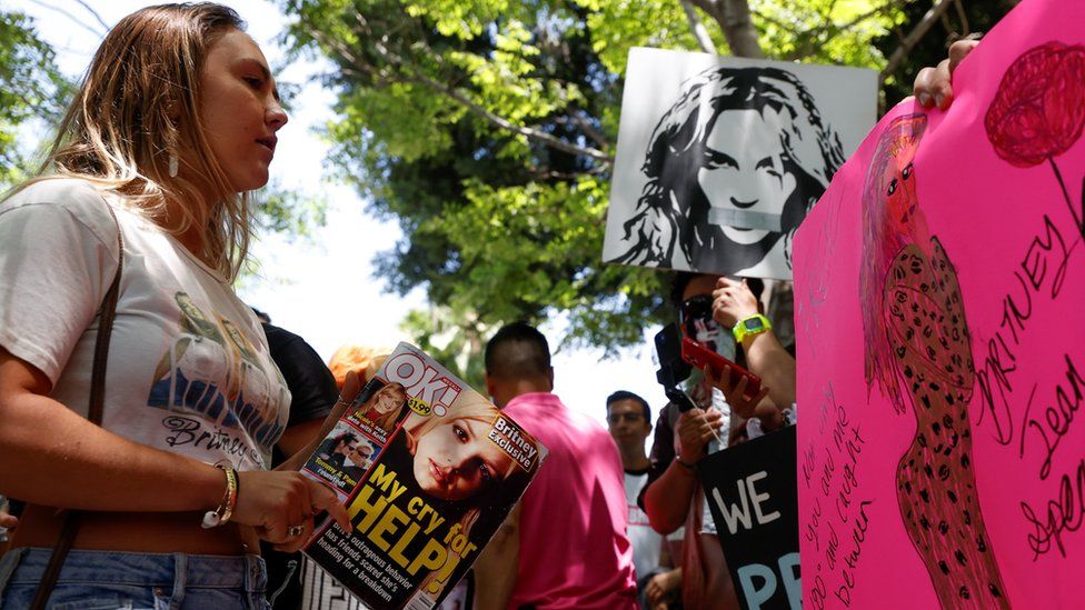 Britney Spears fans gather outside the courtroom in Los Angeles