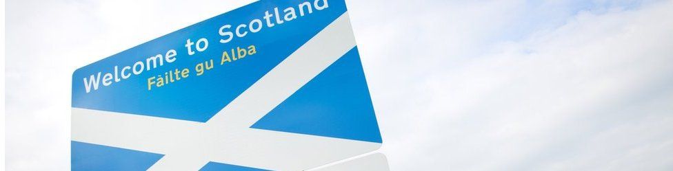 welcome to Scotland sign