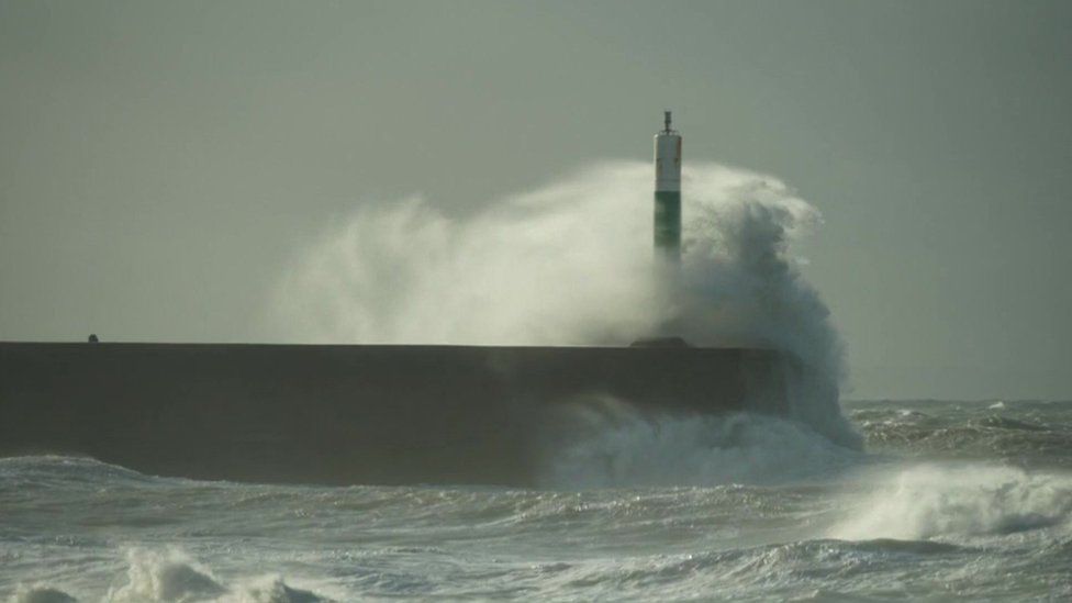 Windy waves