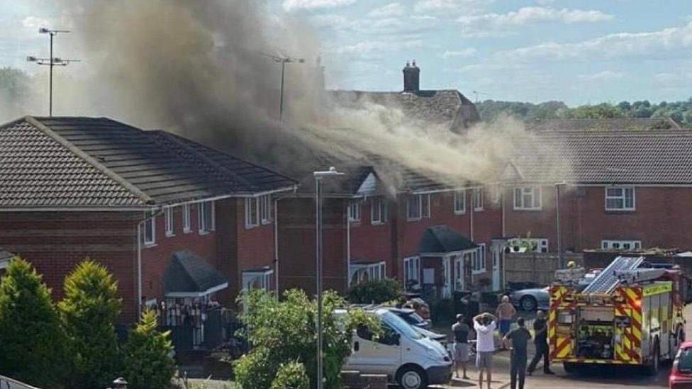 Swindon Walton Close fire: Years of memories destroyed - BBC News