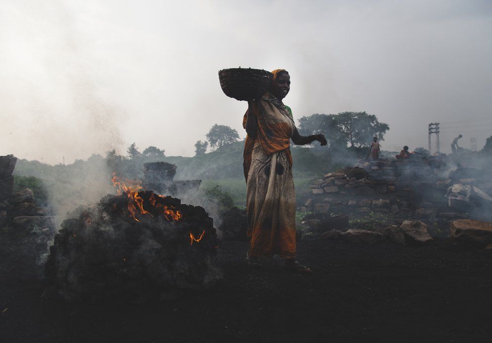 Woman near the coal mines in Jharkhand