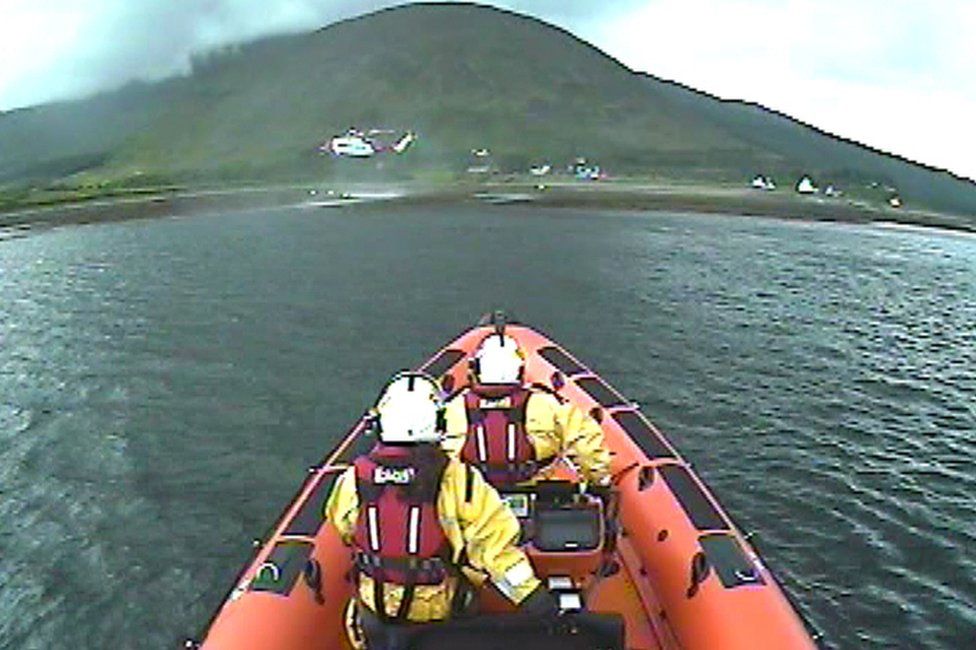 Rescue in Kyle Rhea Straits