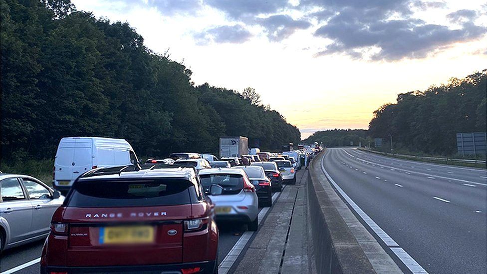 The anti-clockwise carriageway of the M25 is closed between junctions 26 and 27