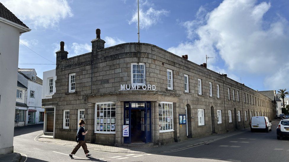 Isles of Scilly's oldest shop for sale after 119 years BBC News