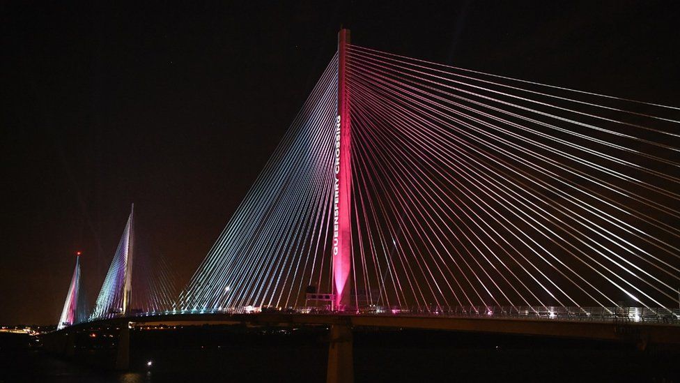 lights on Queensferry Crossing