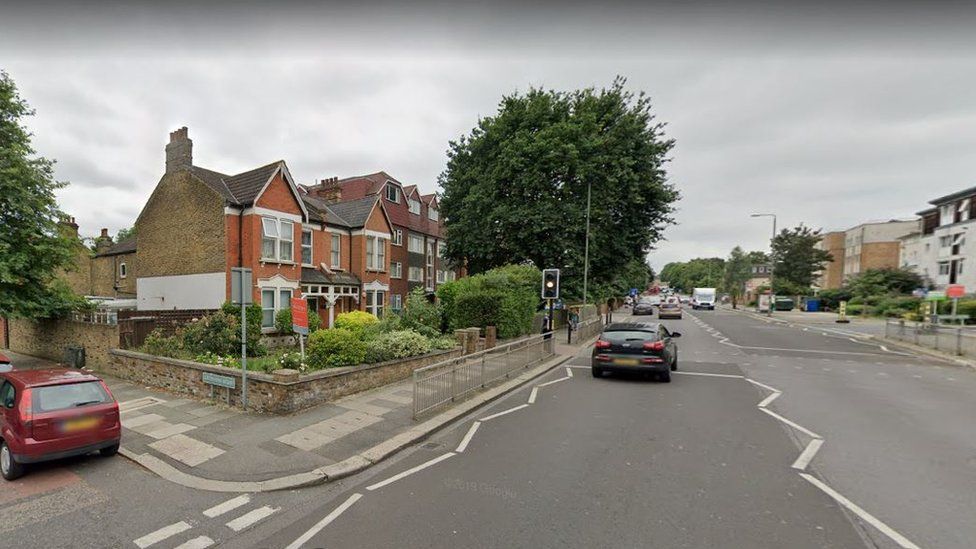 Penge murder Man in his 30s dead after 'shooting' BBC News