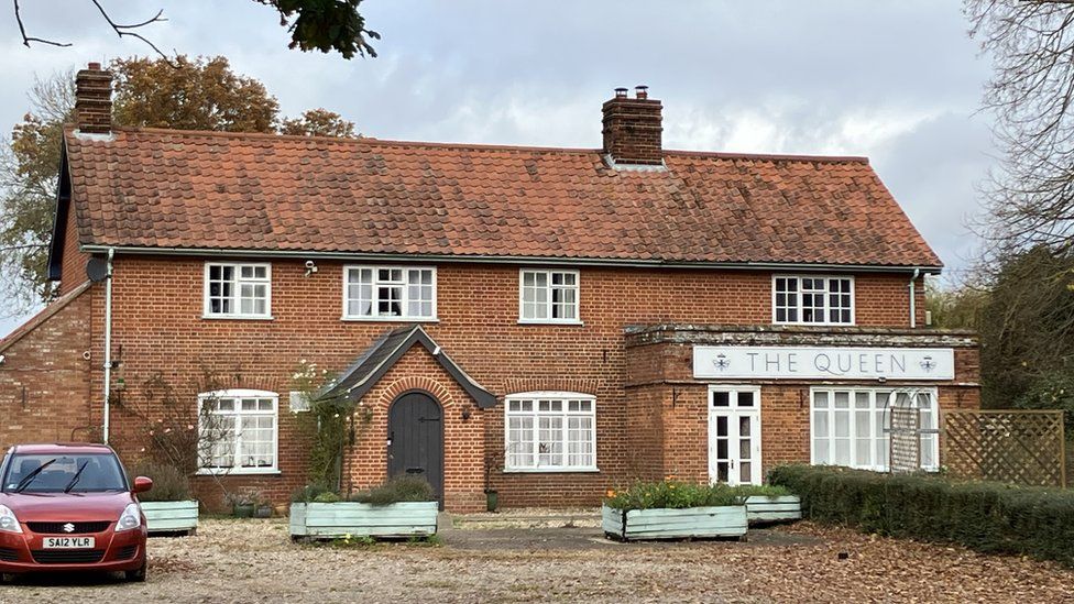 The Queen pub in Brandeston