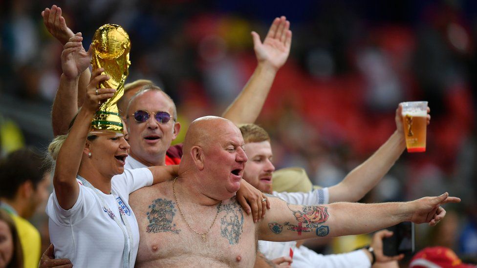 World Cup 2018 What Are England Fans Singing Bbc News