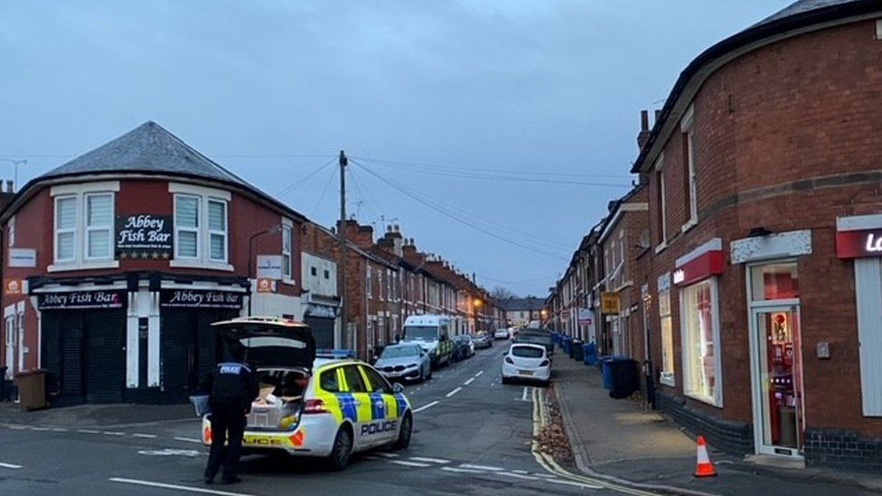 Cordon lifted around homes evacuated over 'suspicious items' - BBC News