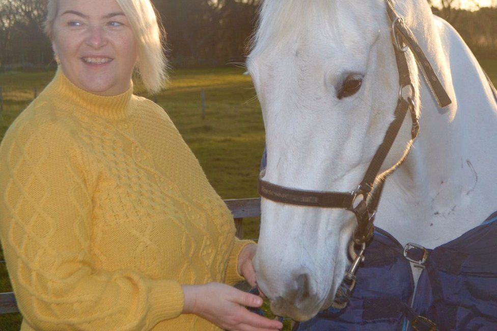 Kelly Ann Alexander with her horse Aliyana