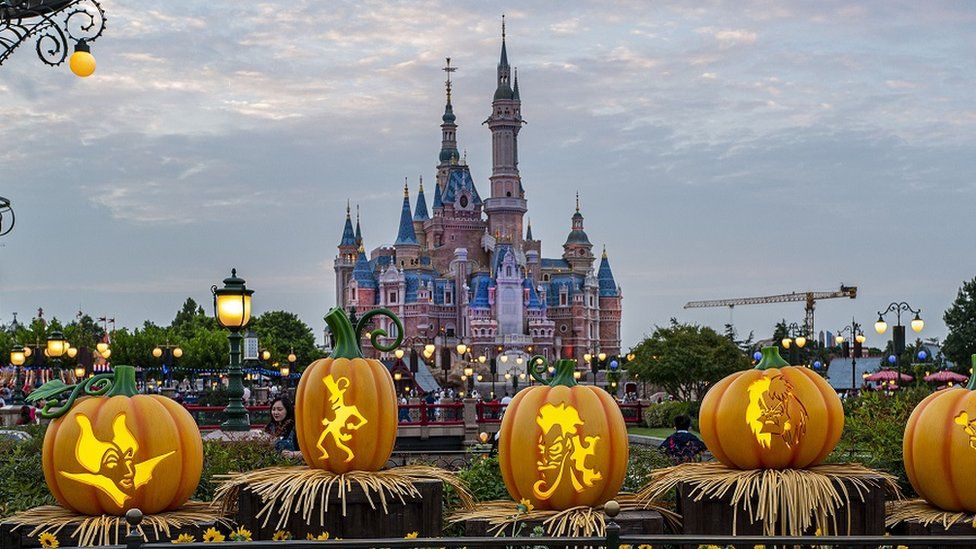 Shanghai Disney ahead of Halloween