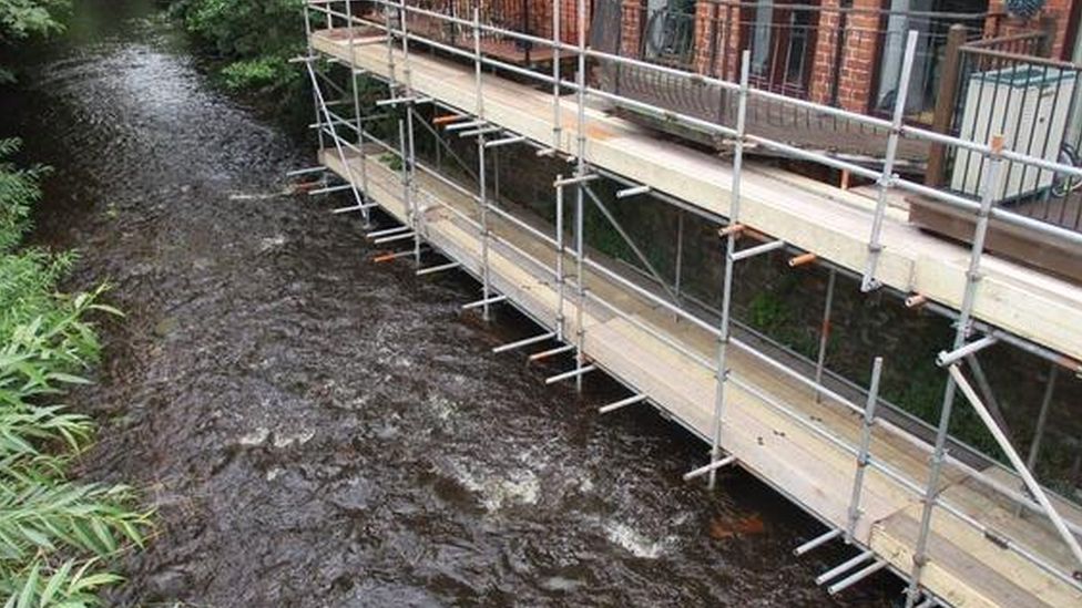 Work in progress to protect residential properties at Rudyard Mews from flooding in 2023