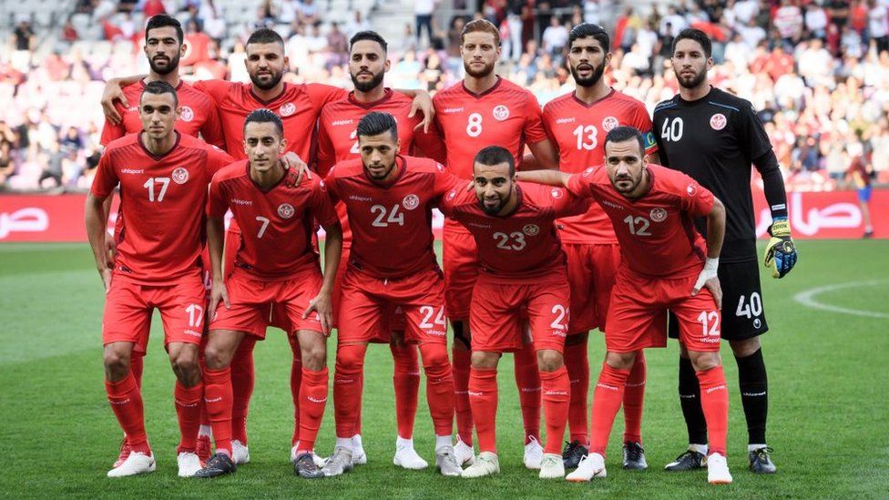 Tunisia's players pose prior to the football match between Tunisia and Turkey at the Stade de Geneve stadium in Geneva on June 1, 2018.
