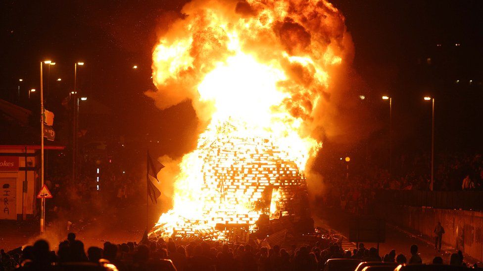 The bonfire, which reached 20ft (6m) in height, was built in the middle of a main road in Derry