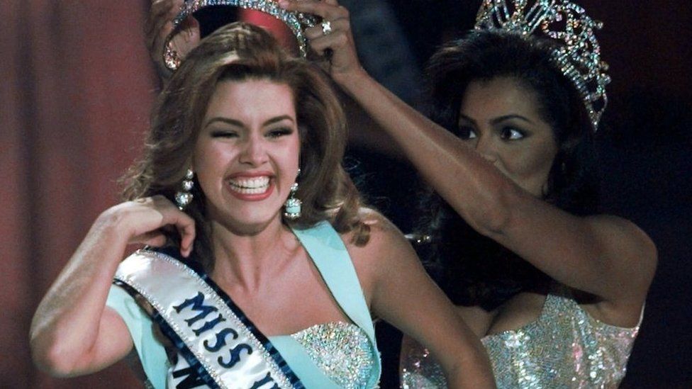 New Miss Universe Alicia Machado of Venezuela reacts as she is crowned at the Miss Universe competition in Las Vegas on 17 May, 1996