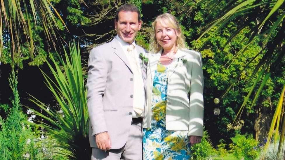 Driver acquitted after couple's crash death in Glenrothes BBC News