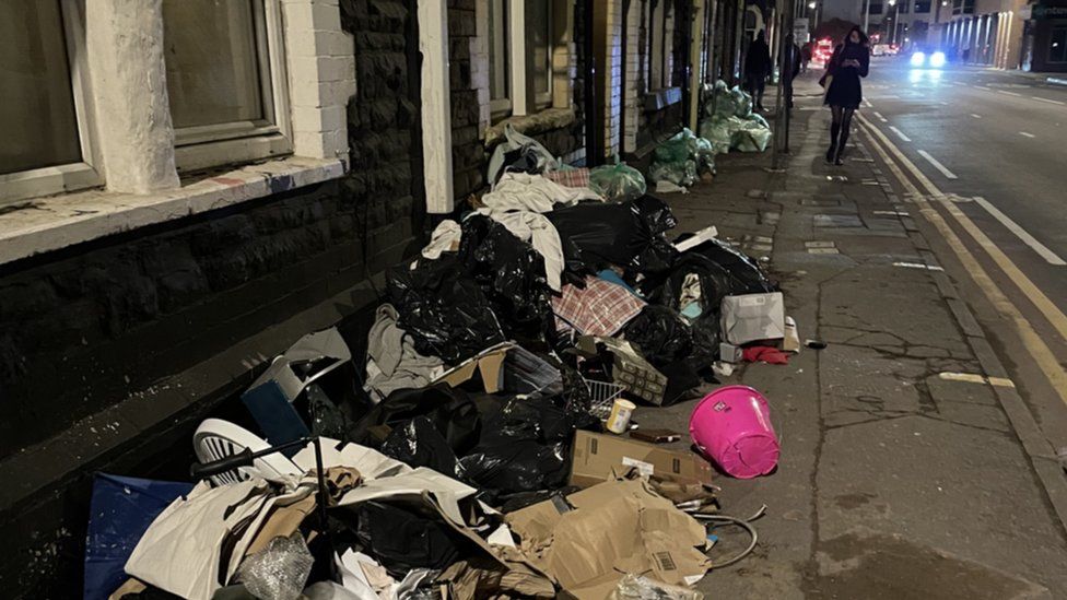 Rubbish in Cardiff