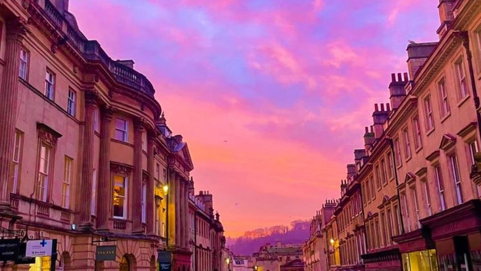 In Pictures Spectacular Spring Sunrise In The South BBC News in-pictures-spectacular-spring-sunrise-in-the-south-bbc-news