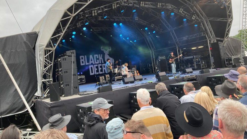 Black Deer festival: Kent music event suspended due to thunderstorms - BBC  News