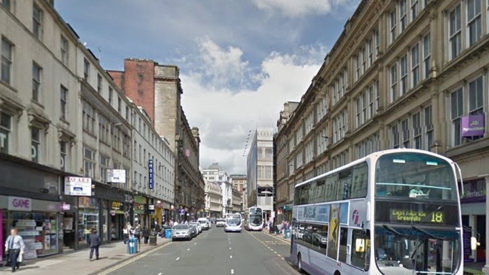 More than £3m to be spent on Glasgow's 'Fastlink' bus scheme - BBC News