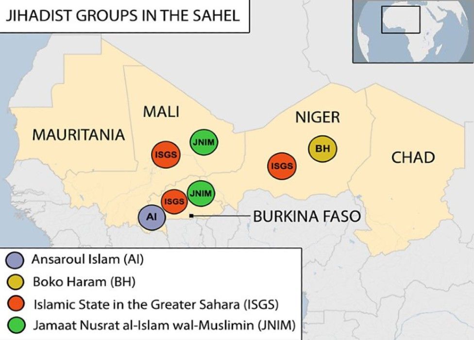 ИГИЛ и JNIM Аль-Каиды действуют в Сахельском регионе, где они соревнуются за власть