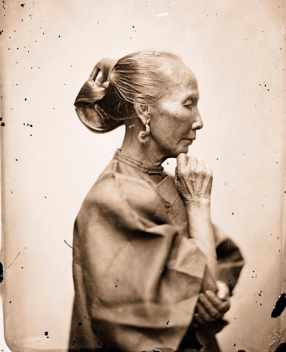 An old Cantonese Woman - Guangzhou, Guangdong 1868–70