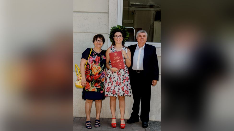 Giulia Bellan and her parents