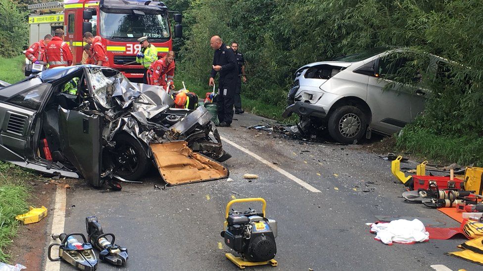 Man dies days after 'huge' headon crash in Oxfordshire BBC News